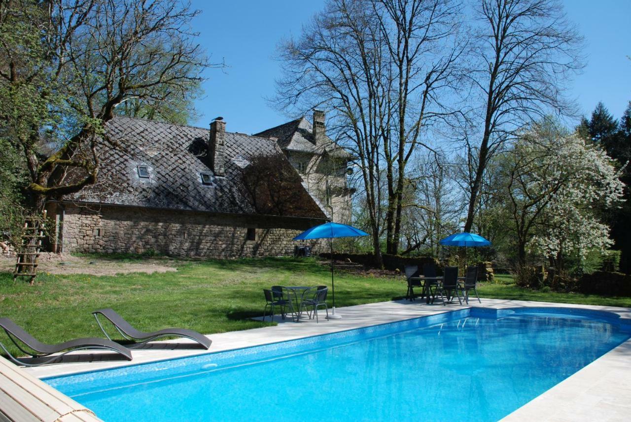 Gites Chateau Le Bois Saint-Julien-aux-Bois Exteriér fotografie